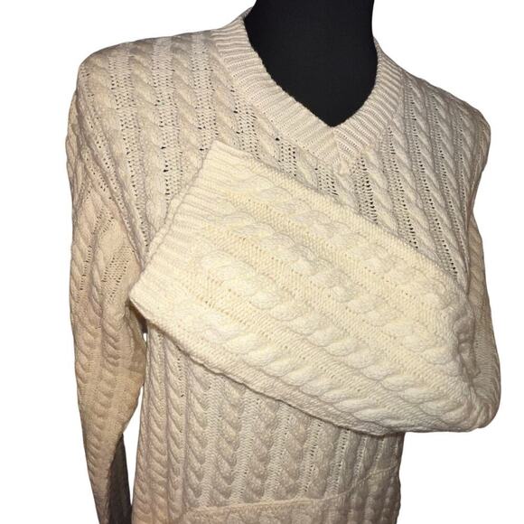 JP Beringer ladies size S/M yellow cable net crewneck pouch pocket USA sweater ￼ - Picture 4 of 8